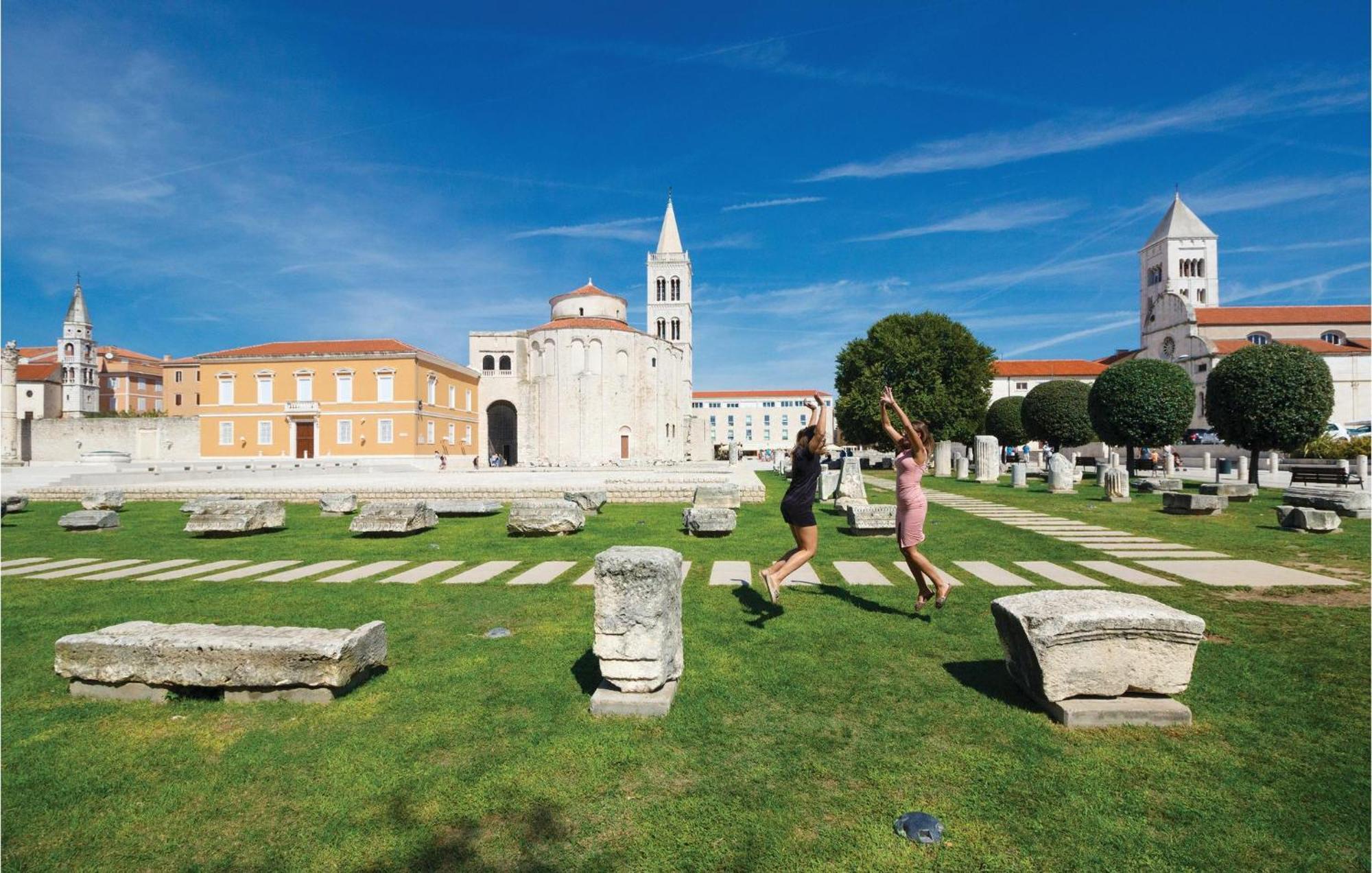 1 Bedroom Nice Apartment In Zadar Exterior photo